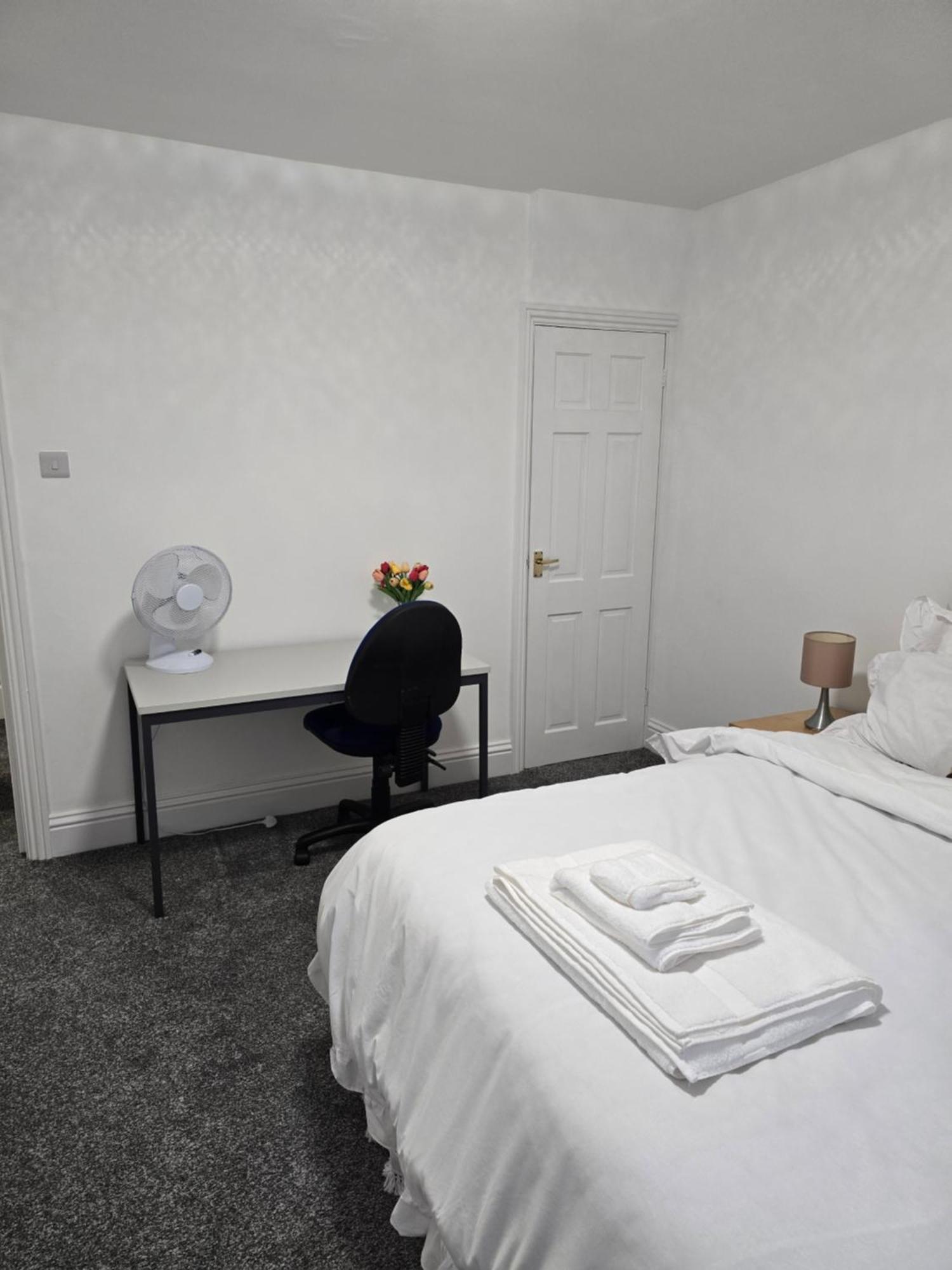 Realwood Homes Nottingham Exteriör bild